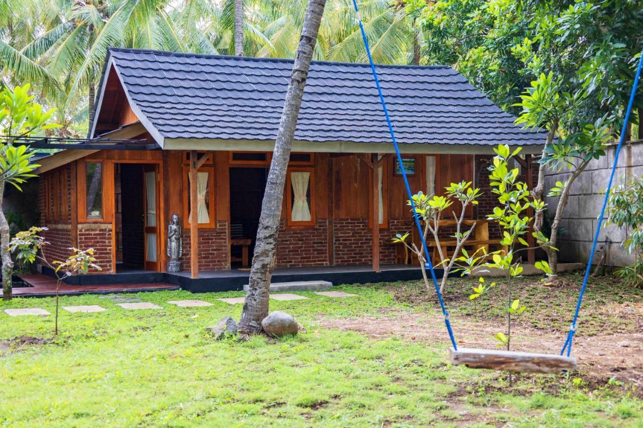 Tahlia'S Villa Sorongjukung Exterior foto