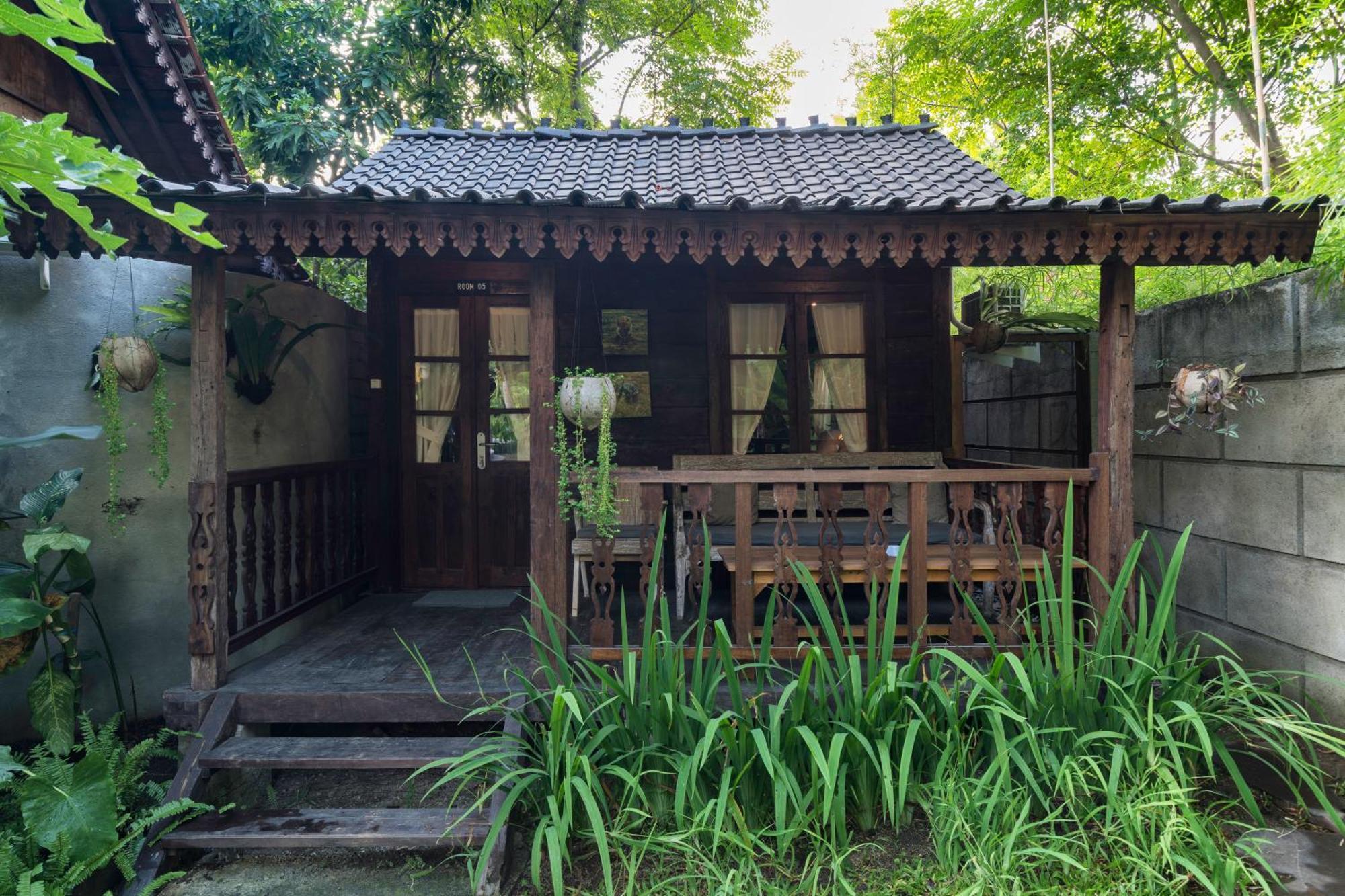 Tahlia'S Villa Sorongjukung Exterior foto